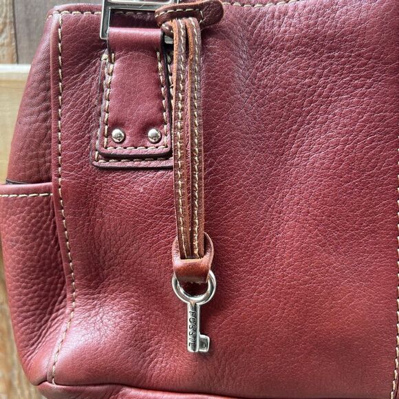 Fossil Pebbled Leather Shoulder Bag - Redish Brown - Picture 3 of 12